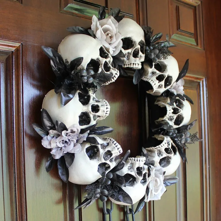 15.7" Skulls and Chains Wreath, Halloween Door or Wall Decoration, White-Black-Gray