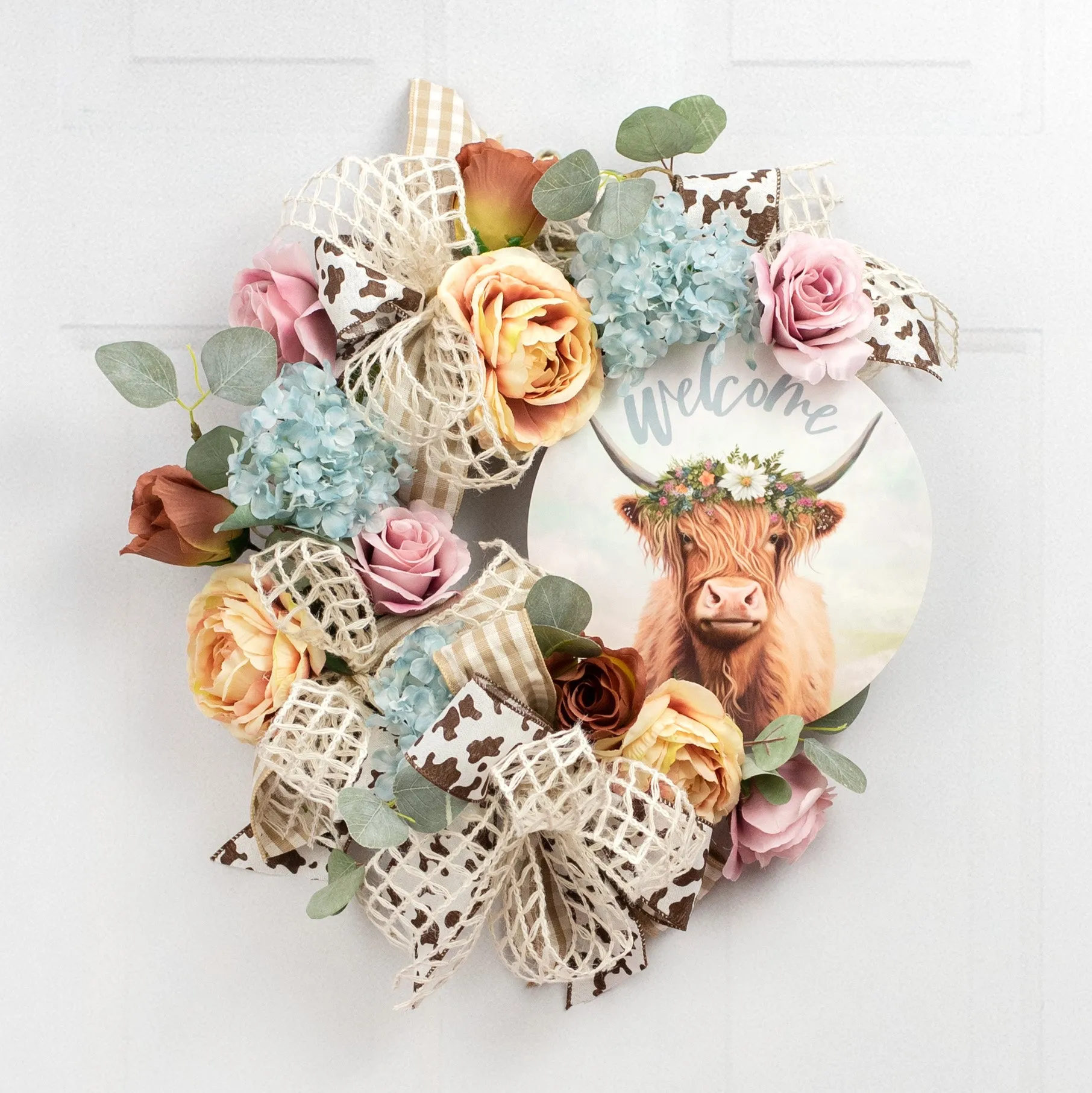 9.4" Round Waterproof Sign: Welcome Floral Highland Cow