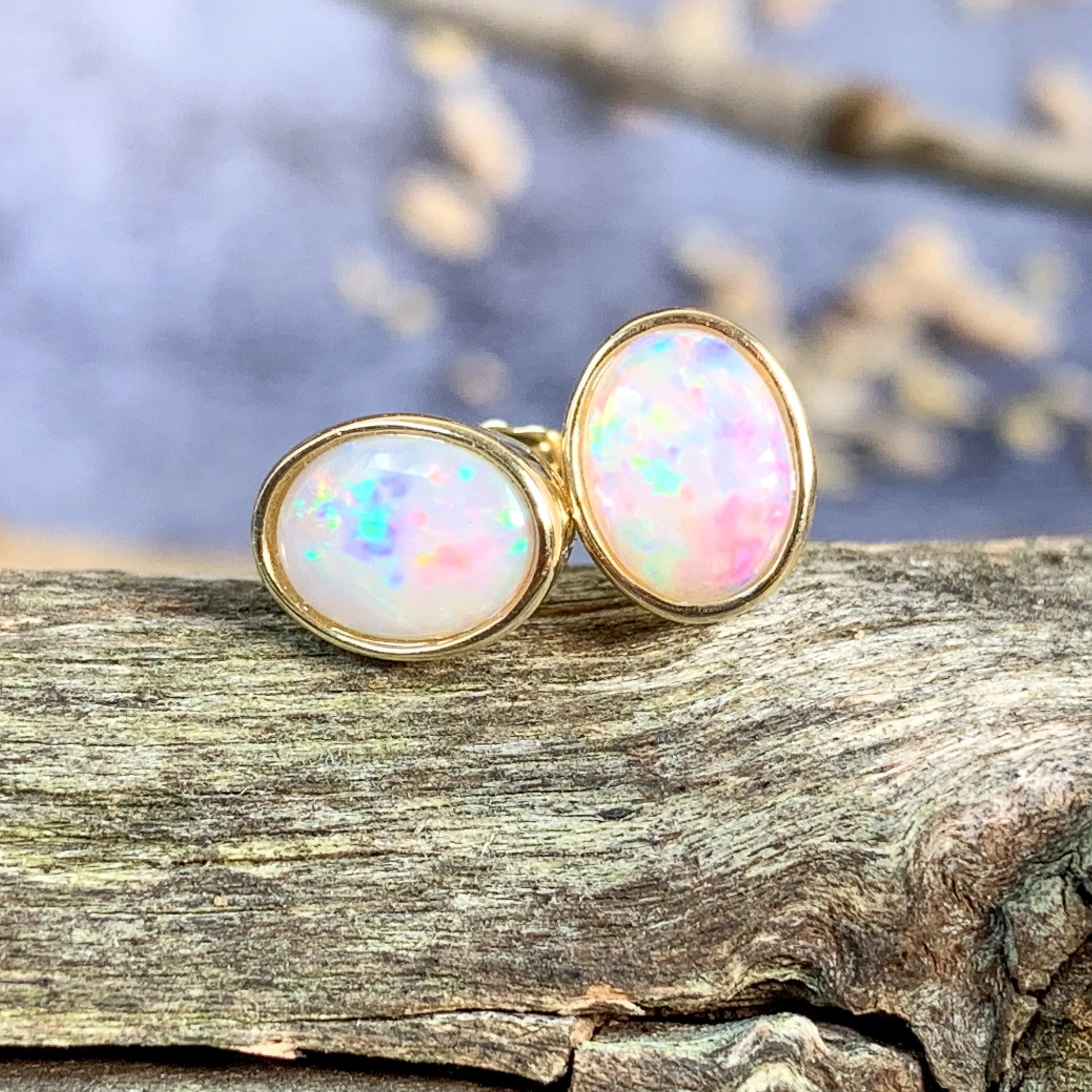 9kt Yellow Gold Oval Opal studs 8x6mm earrings