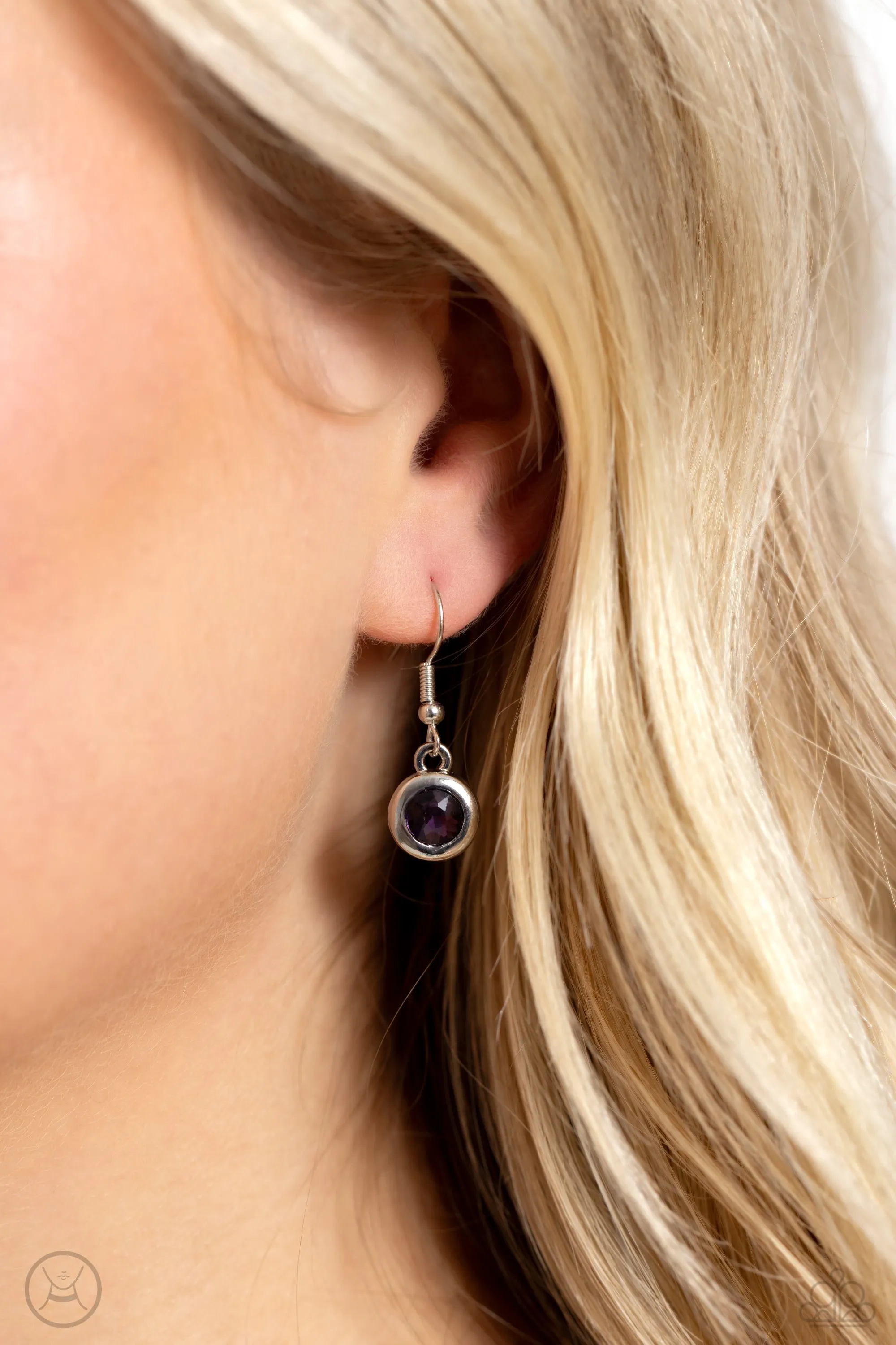 Abstract Admirer - Purple - Colored Shape Gem Paparazzi Choker Necklace